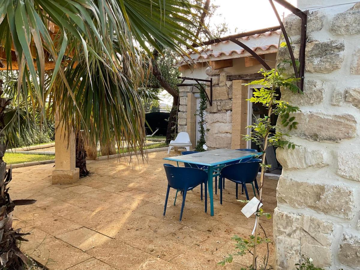 Mazet Du Pecheur Villa Saint-Laurent-d'Aigouze Luaran gambar